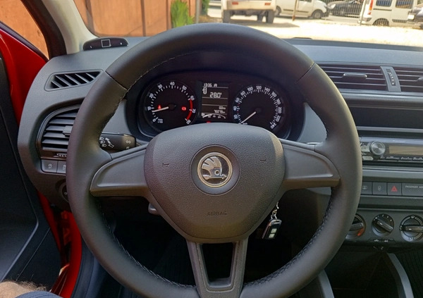 Skoda Fabia cena 35800 przebieg: 76000, rok produkcji 2015 z Nowogród Bobrzański małe 232